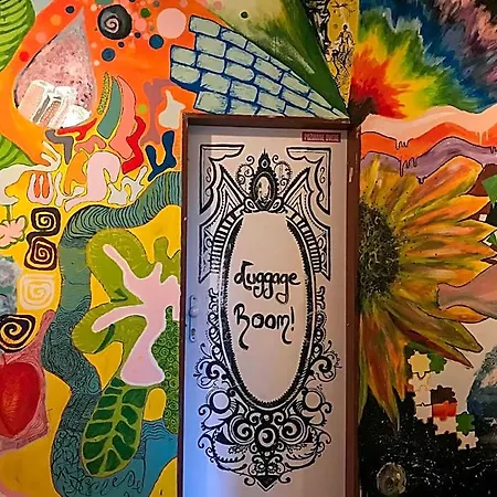 Urban Elephants Hostel Pressburg