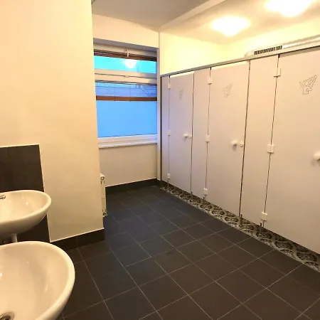 Urban Elephants 旅馆