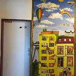 Urban Elephants Vandrarhem *